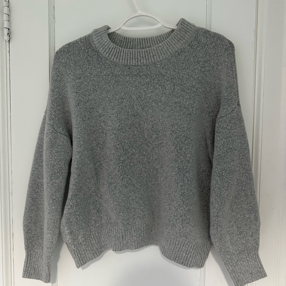 Dip cropped Sweater